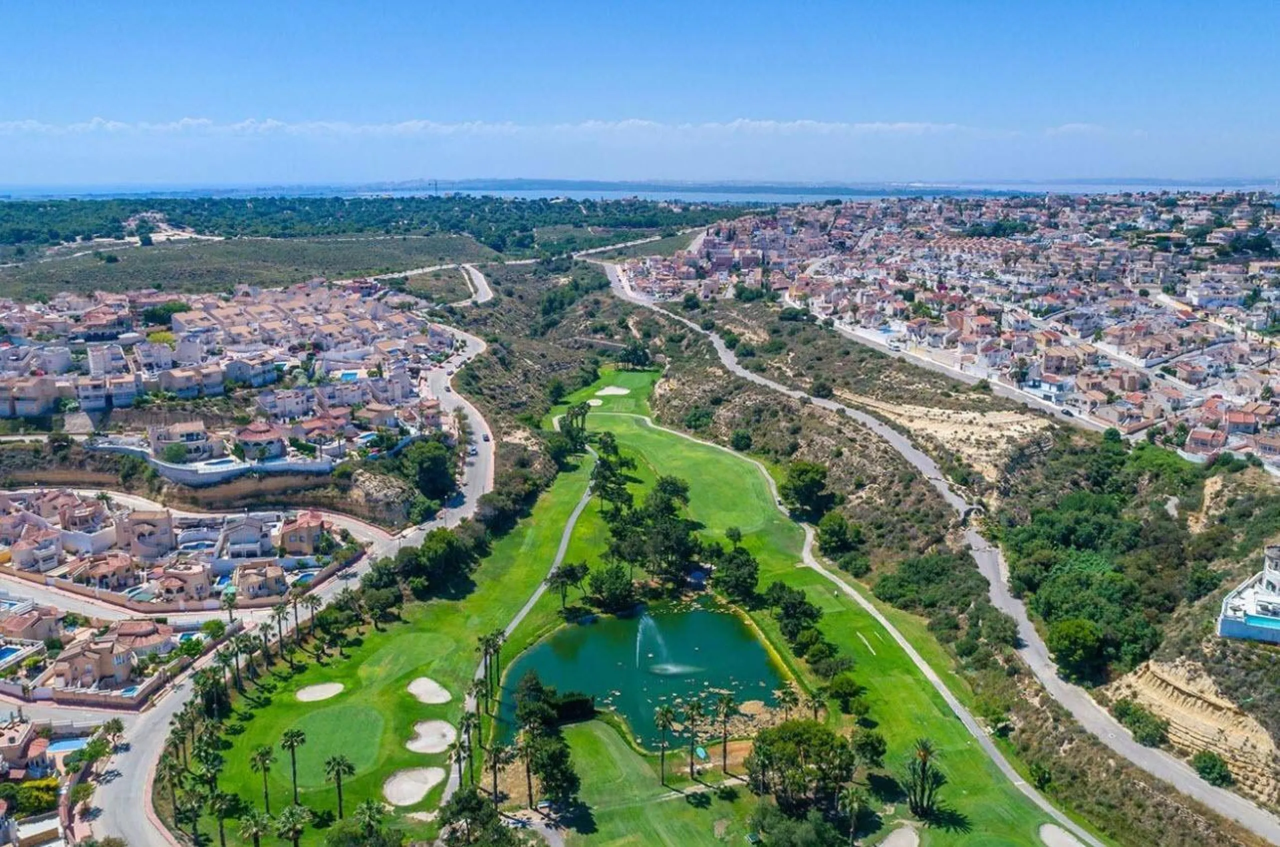 NUEVOS CHALETS EN CIUDAD QUESADA!!