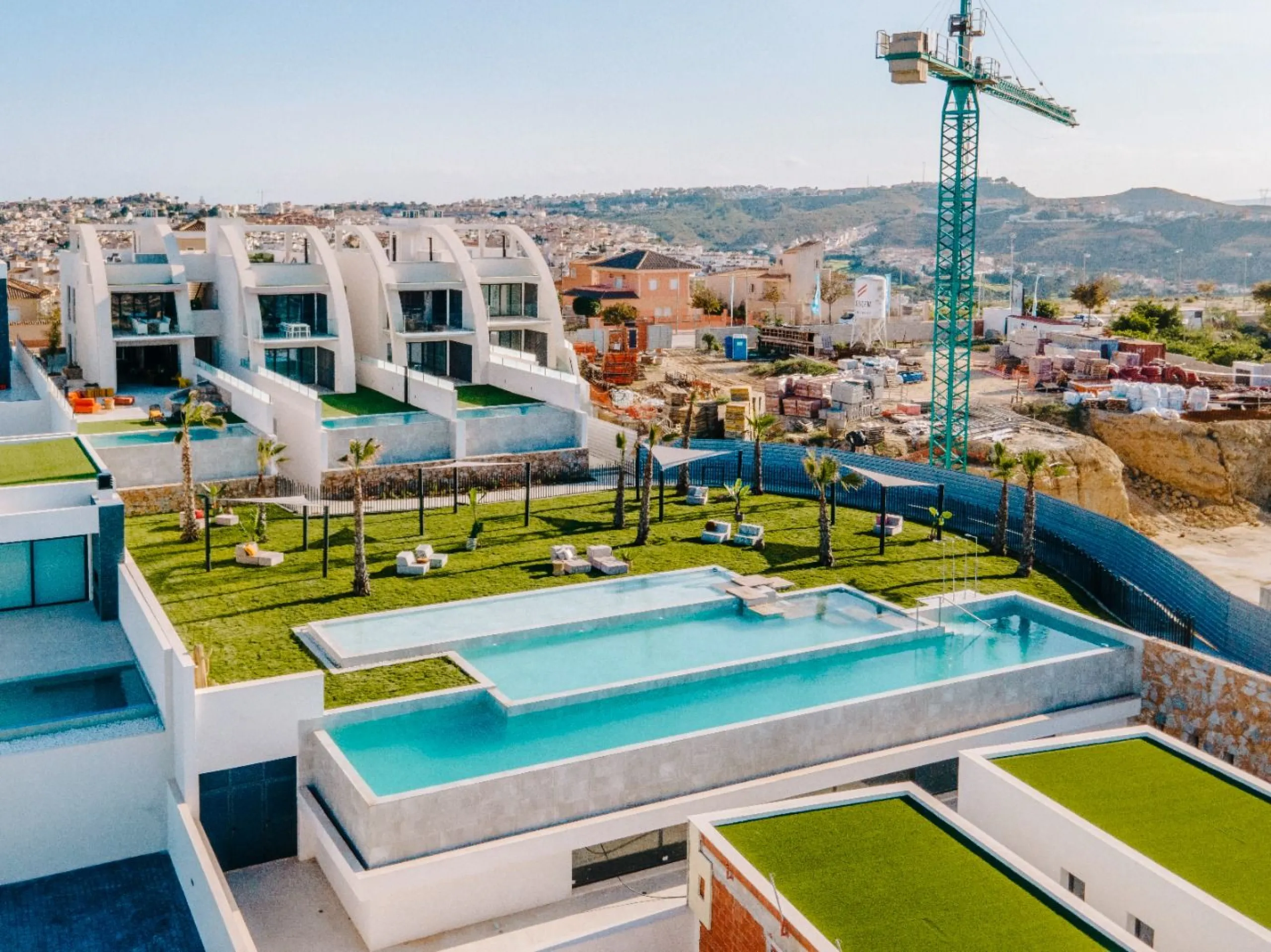 APARTAMENTO DE LUJO Y DISEÑO JUNTO A CAMPO DE GOLF
