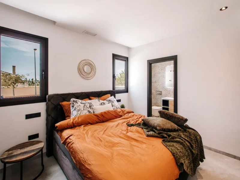 APARTAMENTO DE LUJO Y DISEÑO JUNTO A CAMPO DE GOLF