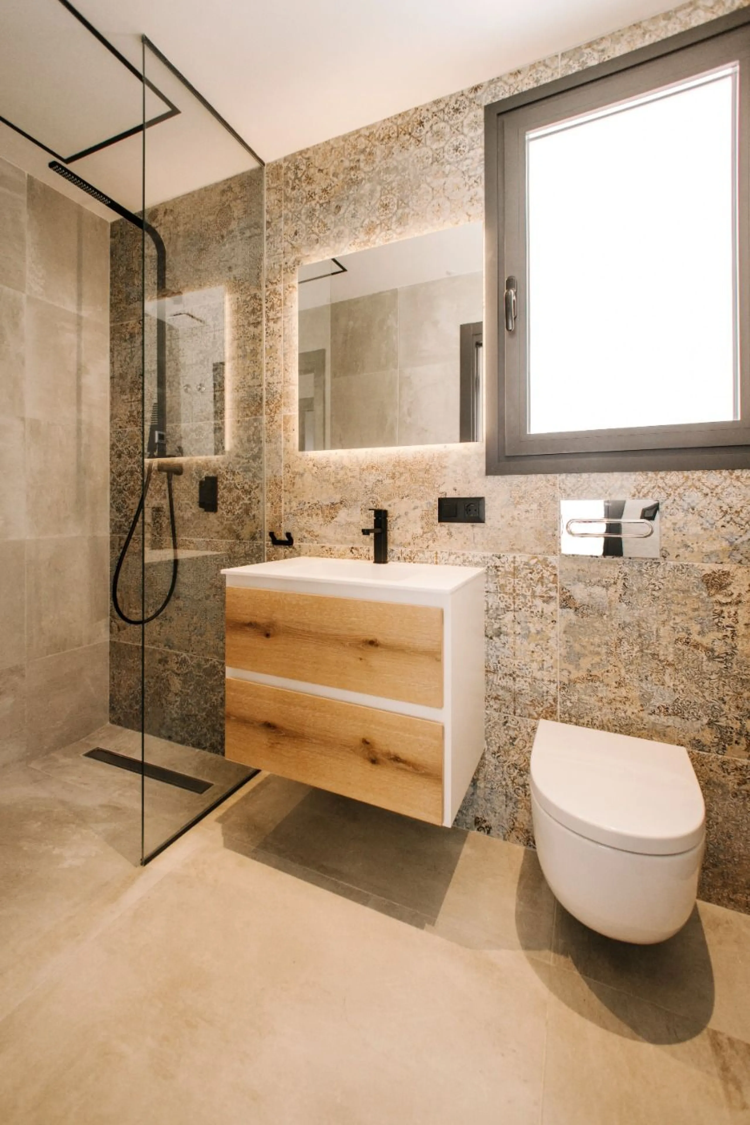 APARTAMENTO DE LUJO Y DISEÑO JUNTO A CAMPO DE GOLF