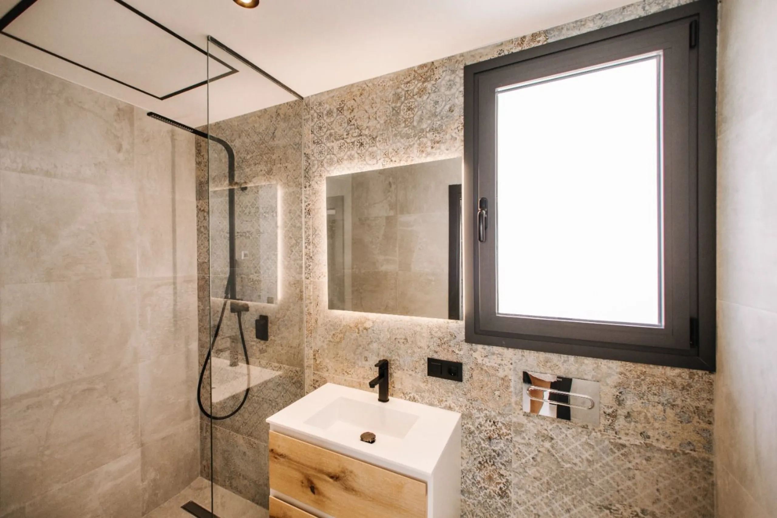APARTAMENTO DE LUJO Y DISEÑO JUNTO A CAMPO DE GOLF