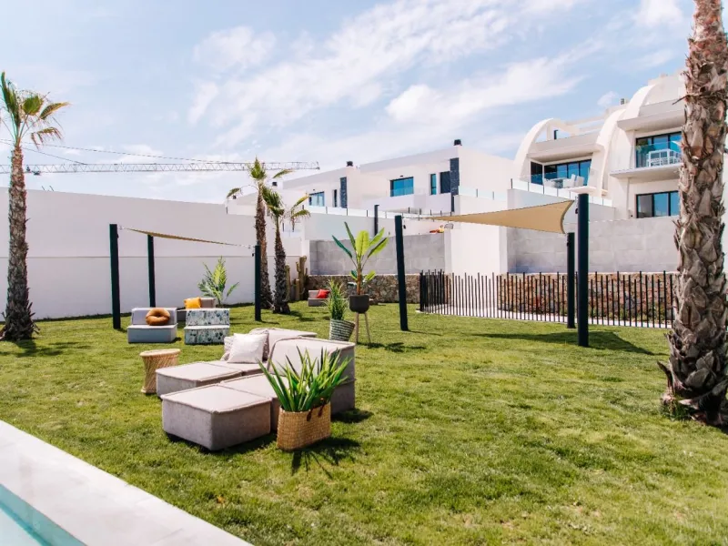 APARTAMENTO DE LUJO Y DISEÑO JUNTO A CAMPO DE GOLF