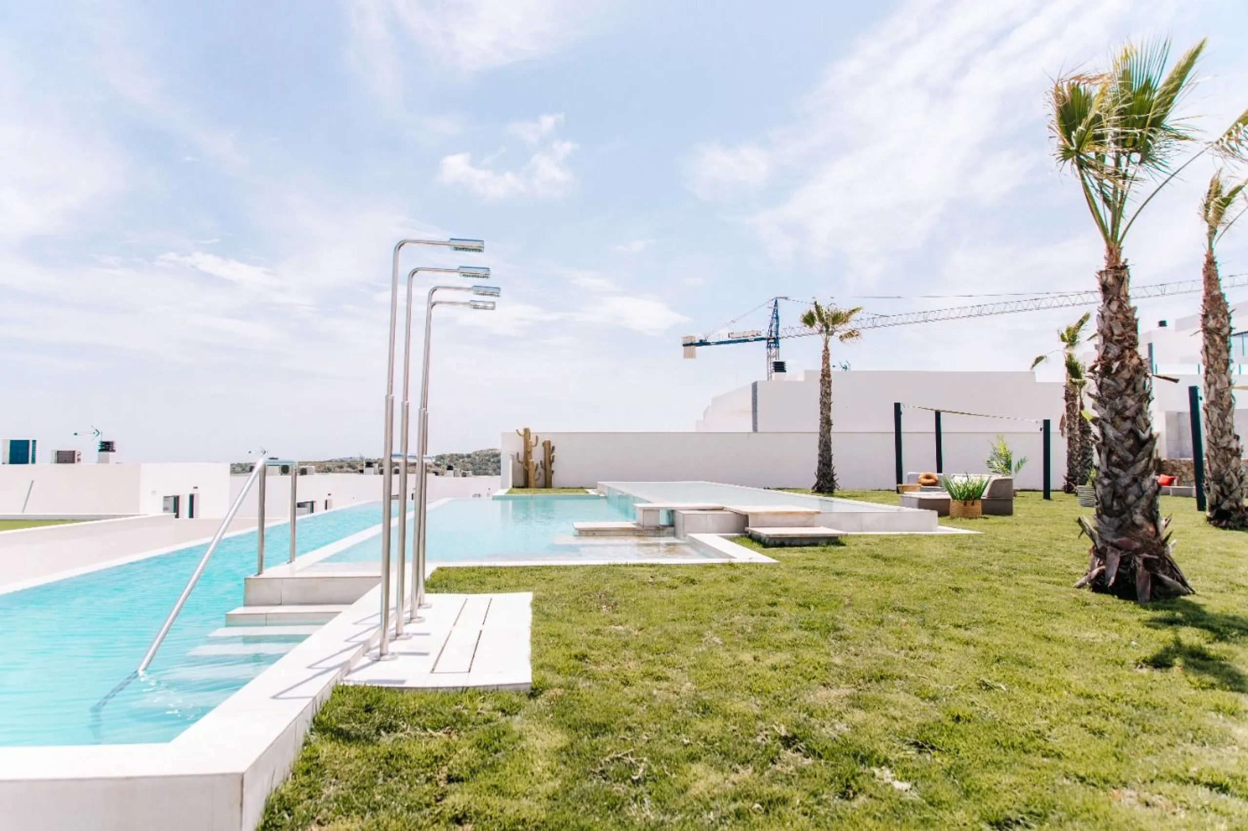 APARTAMENTO DE LUJO Y DISEÑO JUNTO A CAMPO DE GOLF