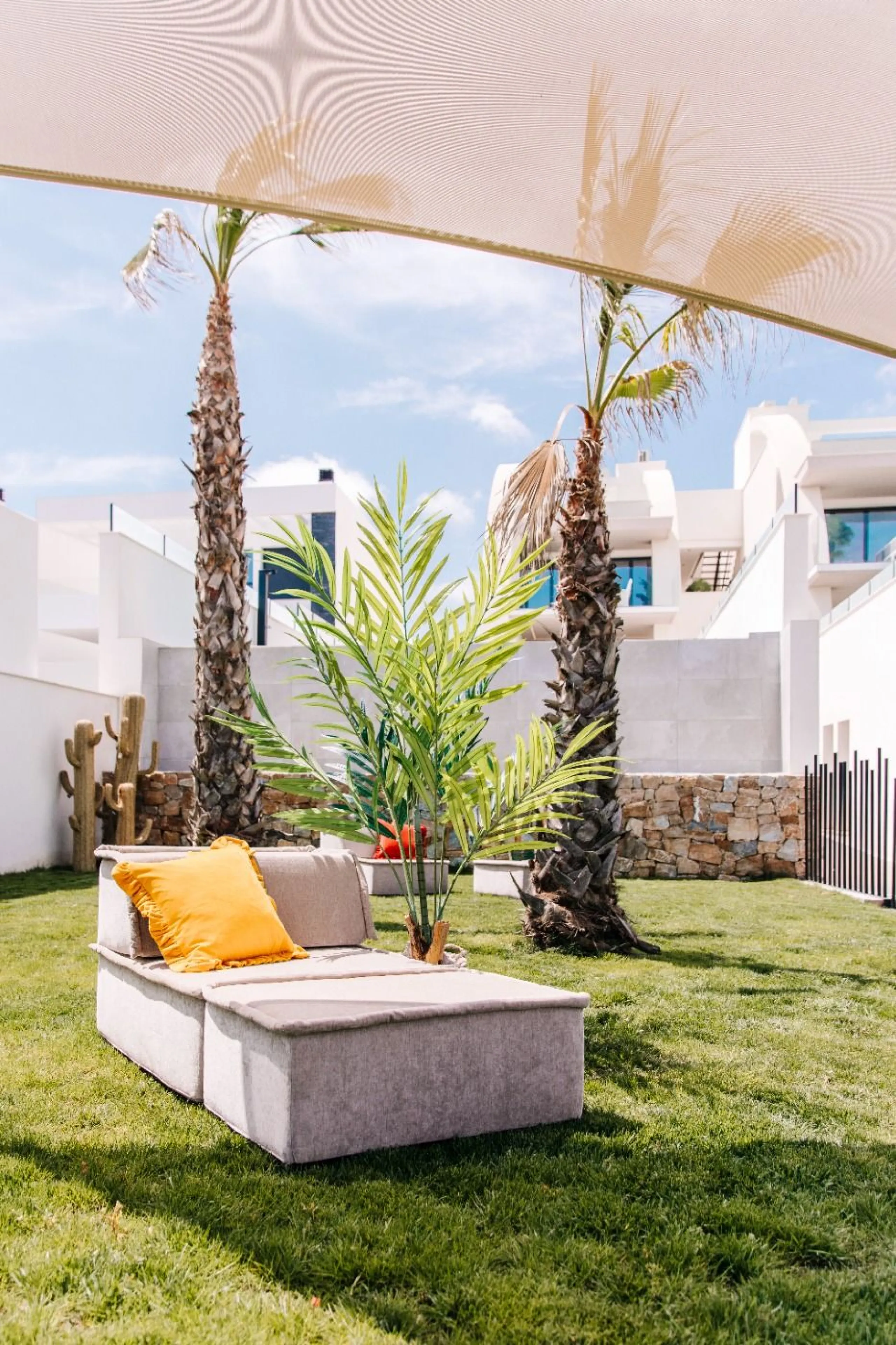 APARTAMENTO DE LUJO Y DISEÑO JUNTO A CAMPO DE GOLF