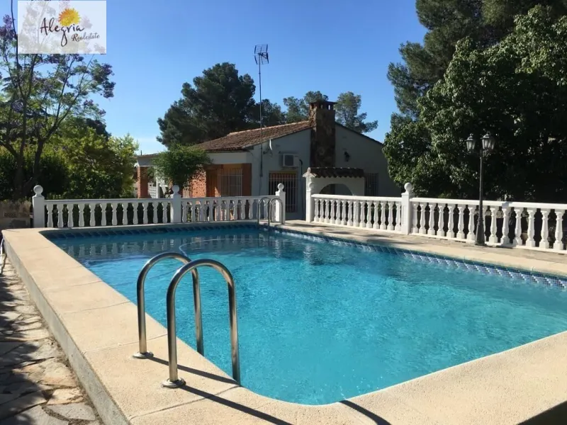 Chalet en venta en la Eliana