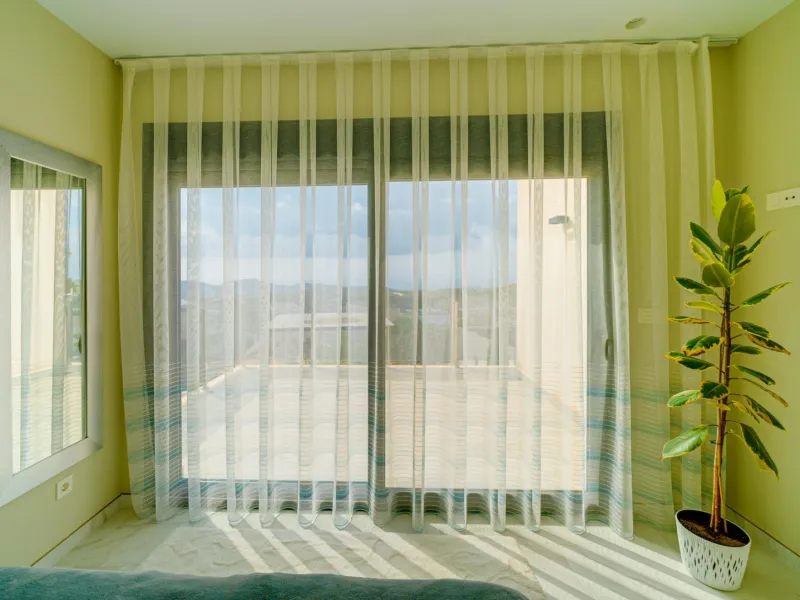 Moderna Villa con vistas al mar desde todas las habitaciones en Balcón de Finestrat
