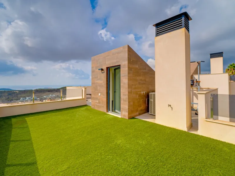Moderna Villa con vistas al mar desde todas las habitaciones en Balcón de Finestrat