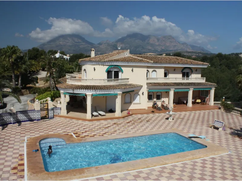 Truly Magnificent Property with Stunning Views