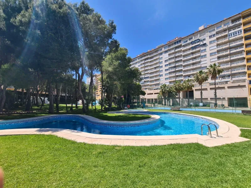 WITH TOURIST LICENSE. 3 BEDROOMS. 2 BATHROOMS. COMMUNAL SWIMMING POOL. BEACH 800 M
