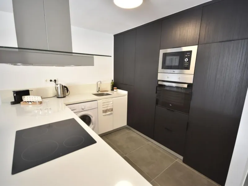 WITH TOURIST LICENSE. 3 BEDROOMS. 2 BATHROOMS. COMMUNAL SWIMMING POOL. BEACH 800 M