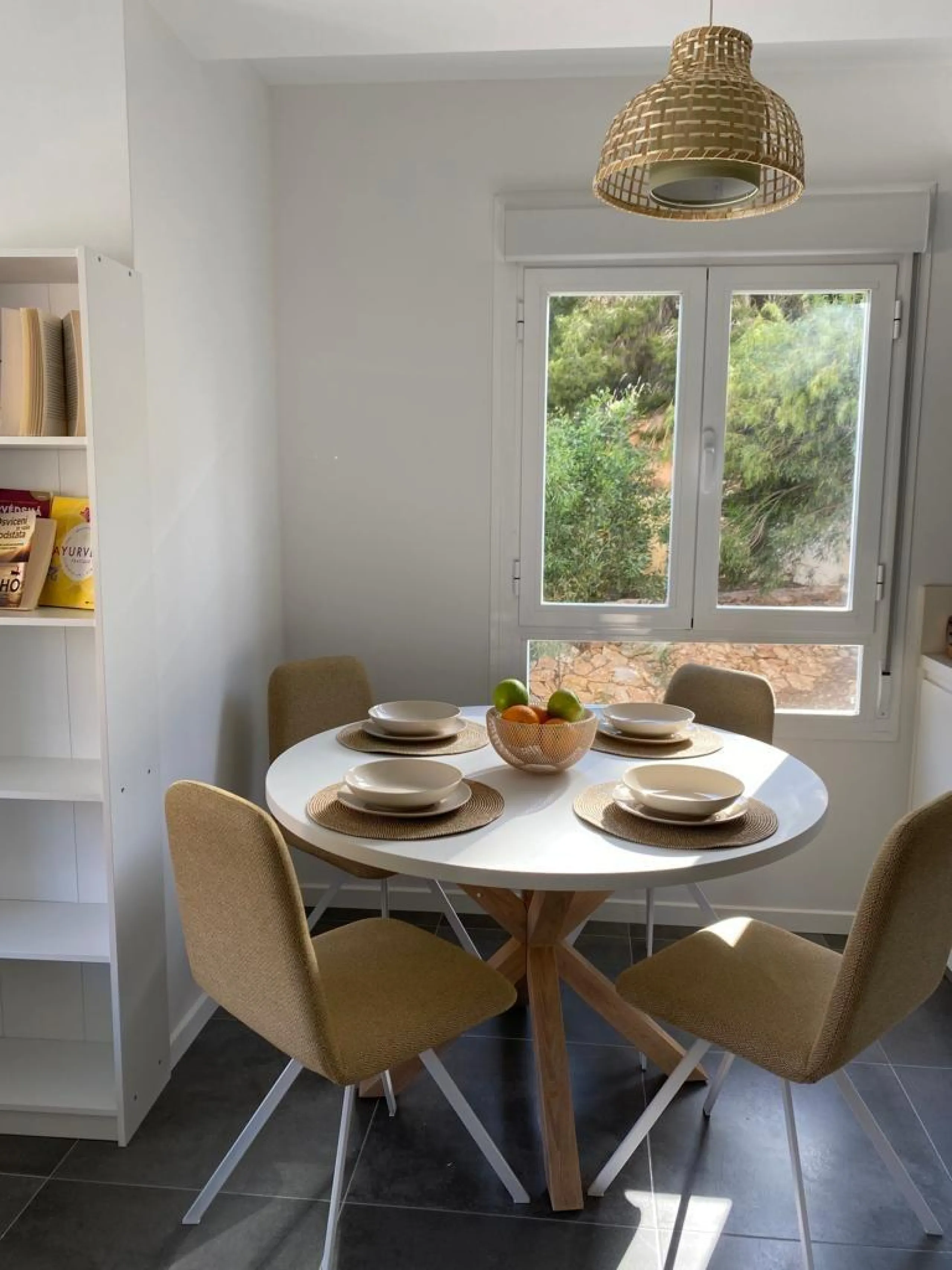 WITH TOURIST LICENSE. 3 BEDROOMS. 2 BATHROOMS. COMMUNAL SWIMMING POOL. BEACH 800 M