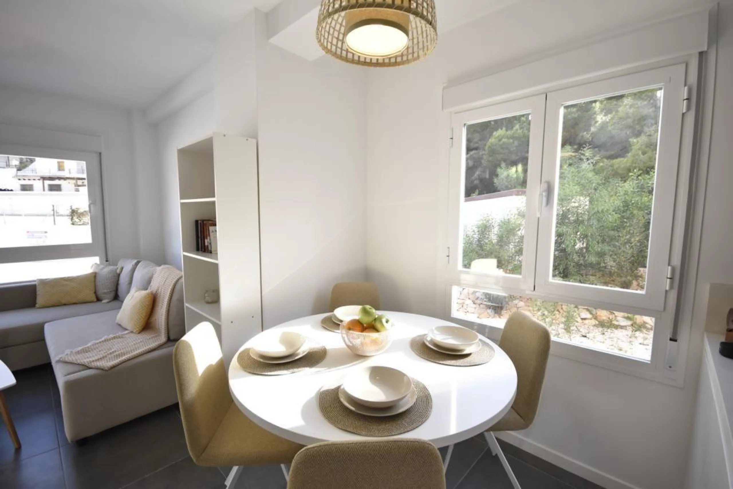 WITH TOURIST LICENSE. 3 BEDROOMS. 2 BATHROOMS. COMMUNAL SWIMMING POOL. BEACH 800 M