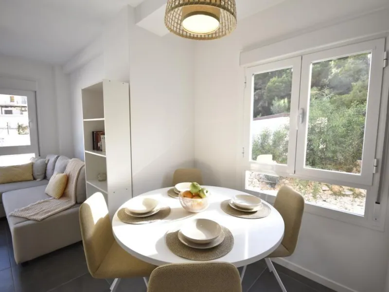WITH TOURIST LICENSE. 3 BEDROOMS. 2 BATHROOMS. COMMUNAL SWIMMING POOL. BEACH 800 M