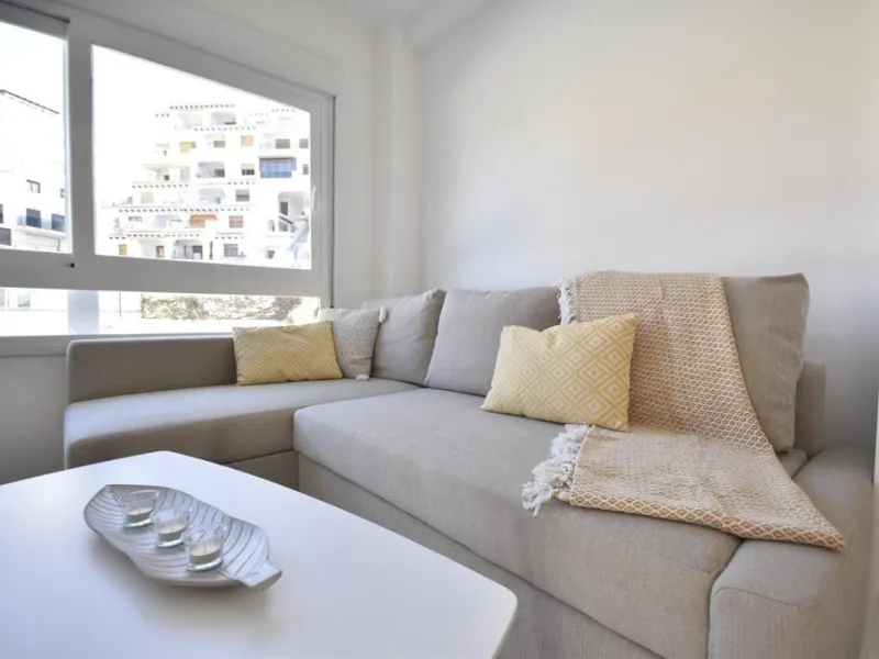 WITH TOURIST LICENSE. 3 BEDROOMS. 2 BATHROOMS. COMMUNAL SWIMMING POOL. BEACH 800 M
