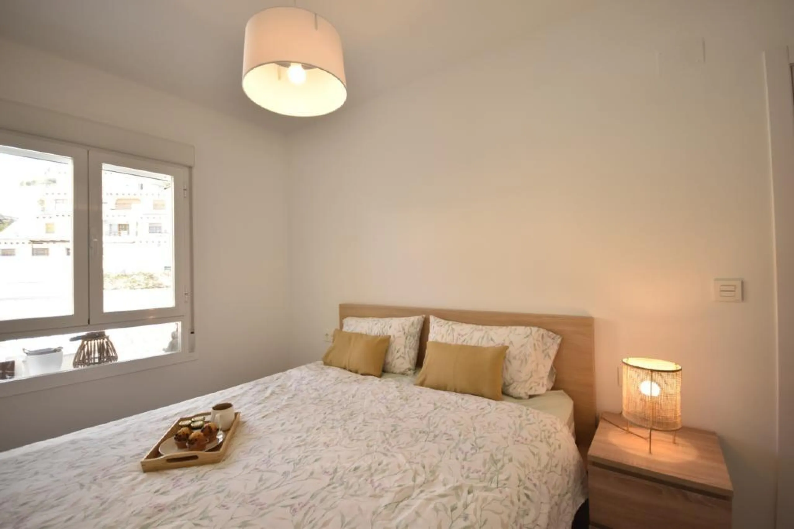 WITH TOURIST LICENSE. 3 BEDROOMS. 2 BATHROOMS. COMMUNAL SWIMMING POOL. BEACH 800 M