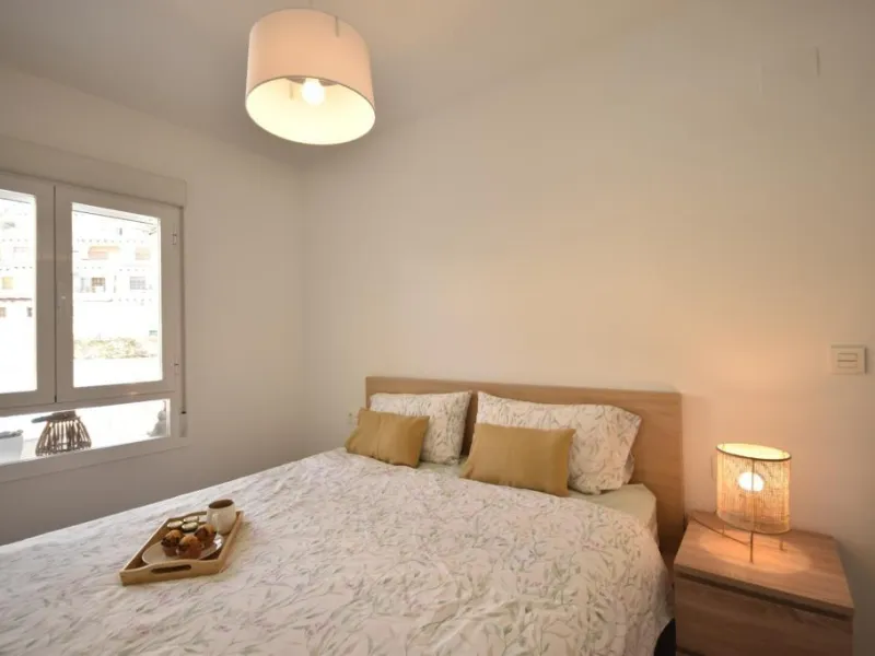 WITH TOURIST LICENSE. 3 BEDROOMS. 2 BATHROOMS. COMMUNAL SWIMMING POOL. BEACH 800 M