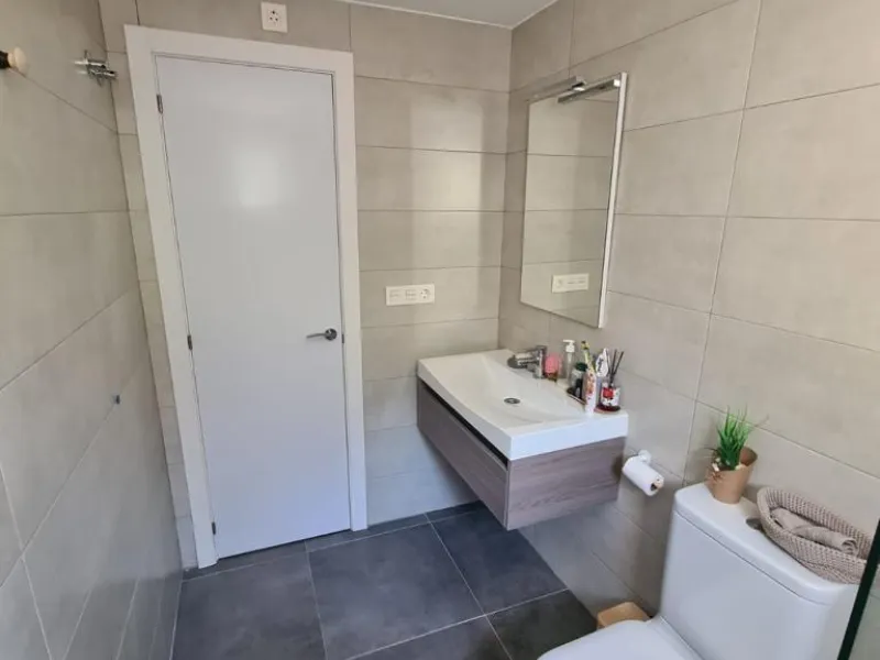 WITH TOURIST LICENSE. 3 BEDROOMS. 2 BATHROOMS. COMMUNAL SWIMMING POOL. BEACH 800 M