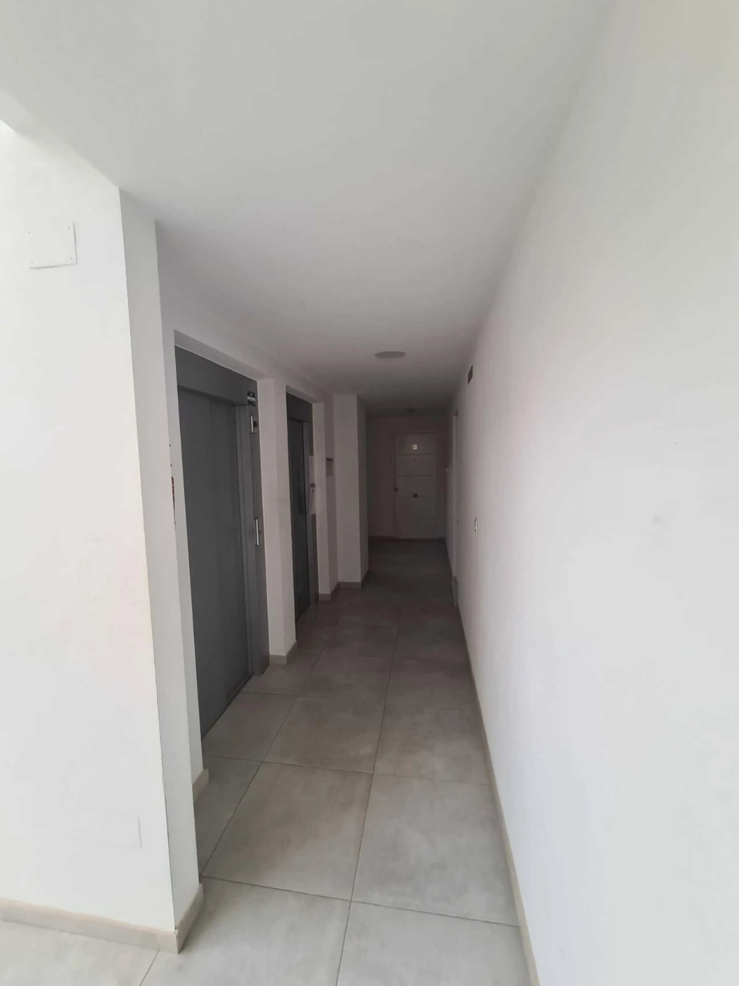 WITH TOURIST LICENSE. 3 BEDROOMS. 2 BATHROOMS. COMMUNAL SWIMMING POOL. BEACH 800 M