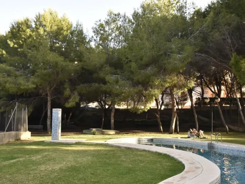 WITH TOURIST LICENSE. 3 BEDROOMS. 2 BATHROOMS. COMMUNAL SWIMMING POOL. BEACH 800 M