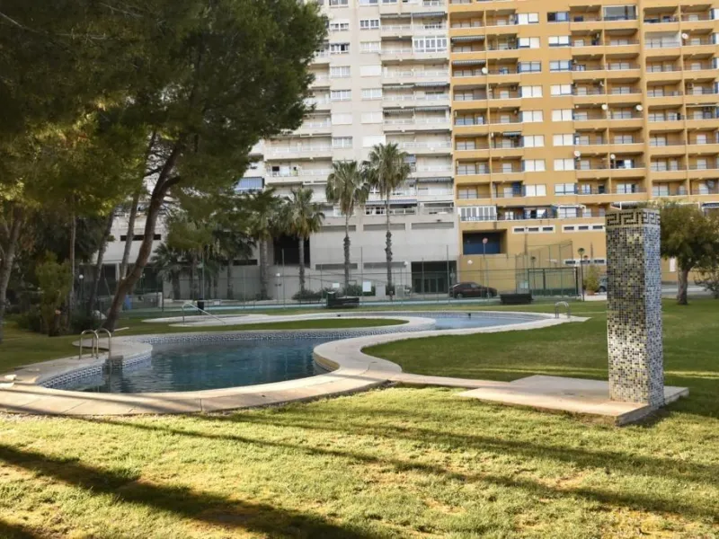 WITH TOURIST LICENSE. 3 BEDROOMS. 2 BATHROOMS. COMMUNAL SWIMMING POOL. BEACH 800 M