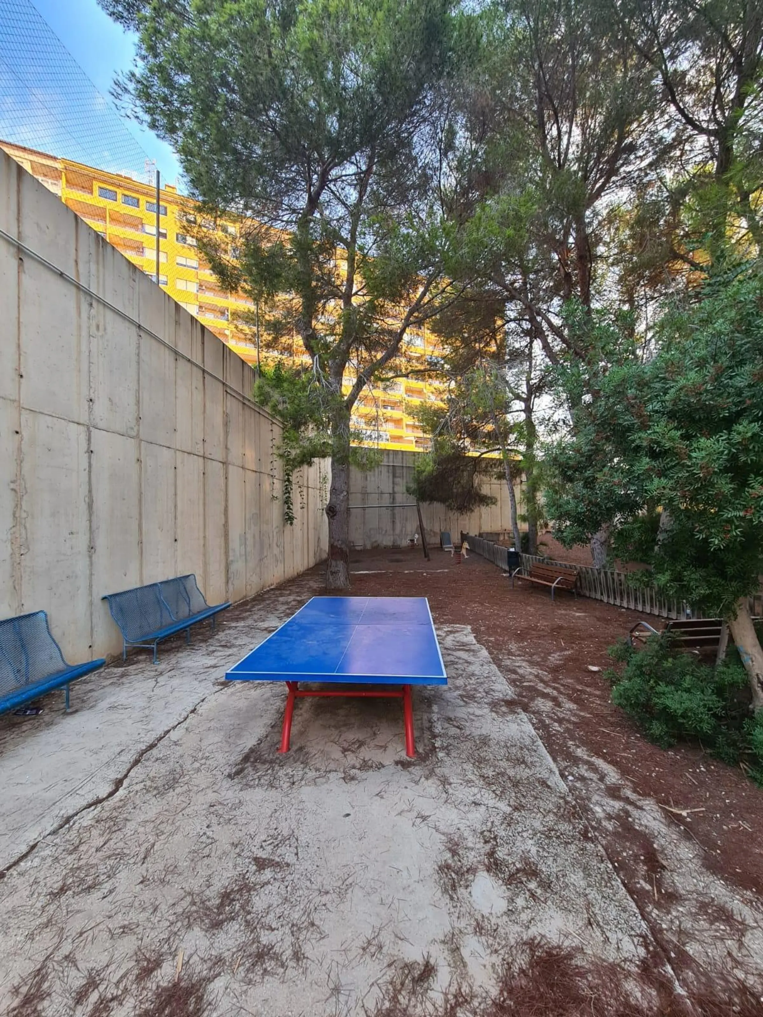 WITH TOURIST LICENSE. 3 BEDROOMS. 2 BATHROOMS. COMMUNAL SWIMMING POOL. BEACH 800 M