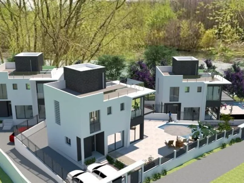 Newly built villa with private pool and next to the sea
