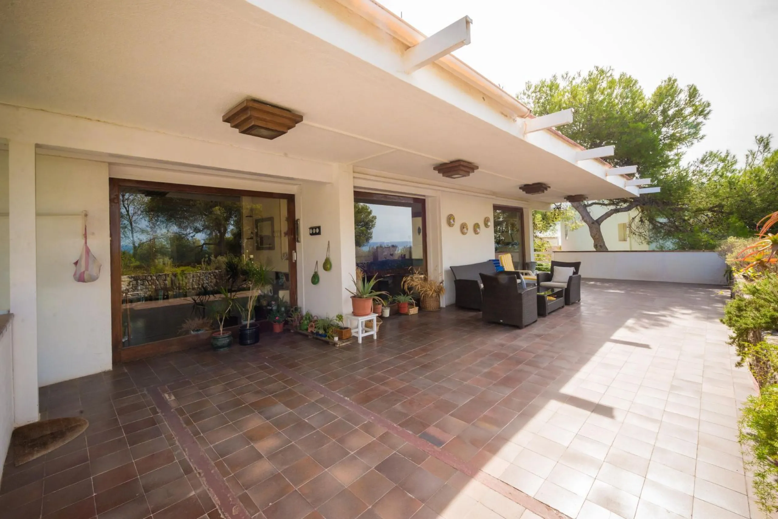 Villa exclusiva y con vistas al mar en Bellamar, Castelldefels