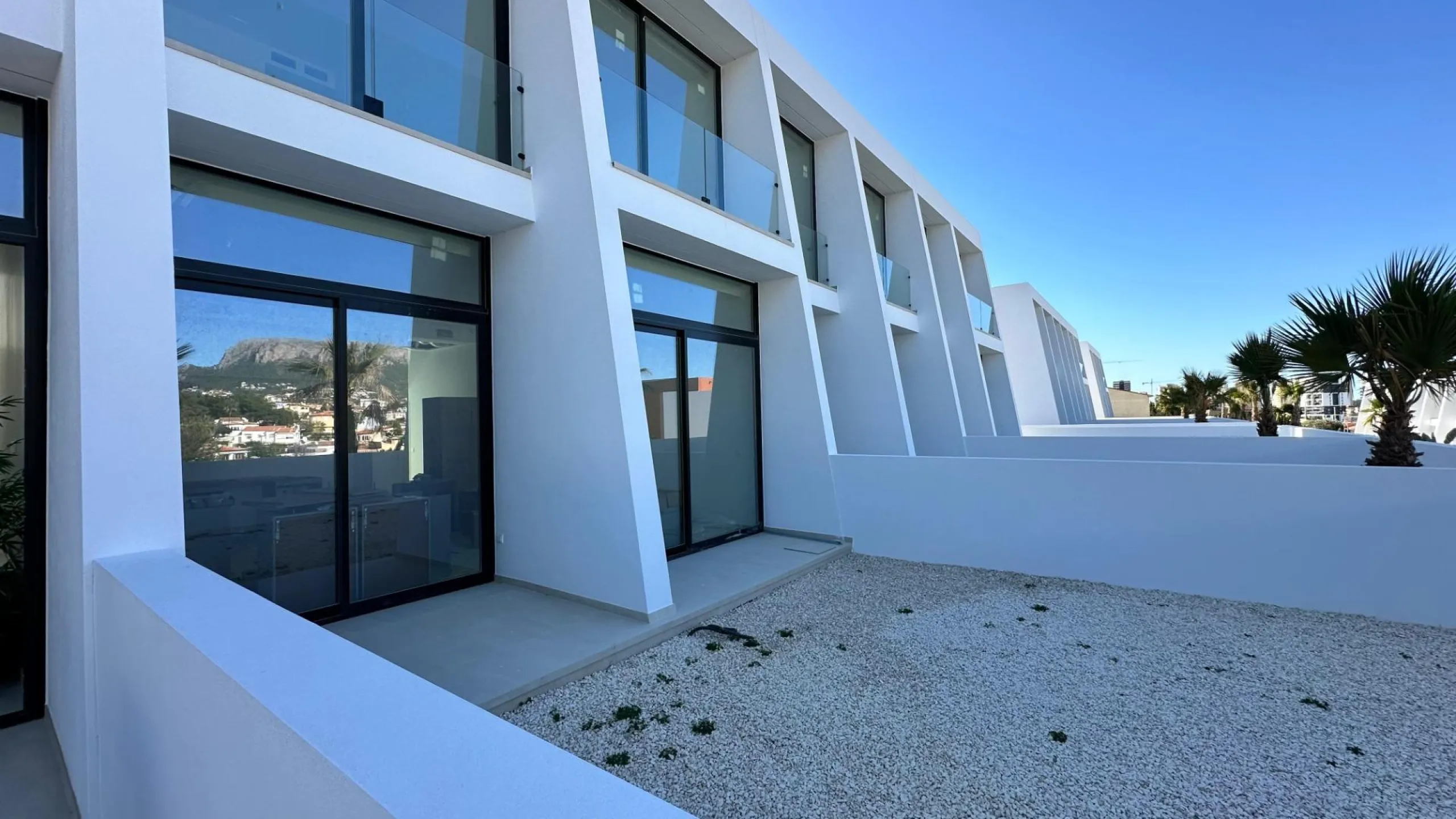 Newly built semi-detached single-family homes