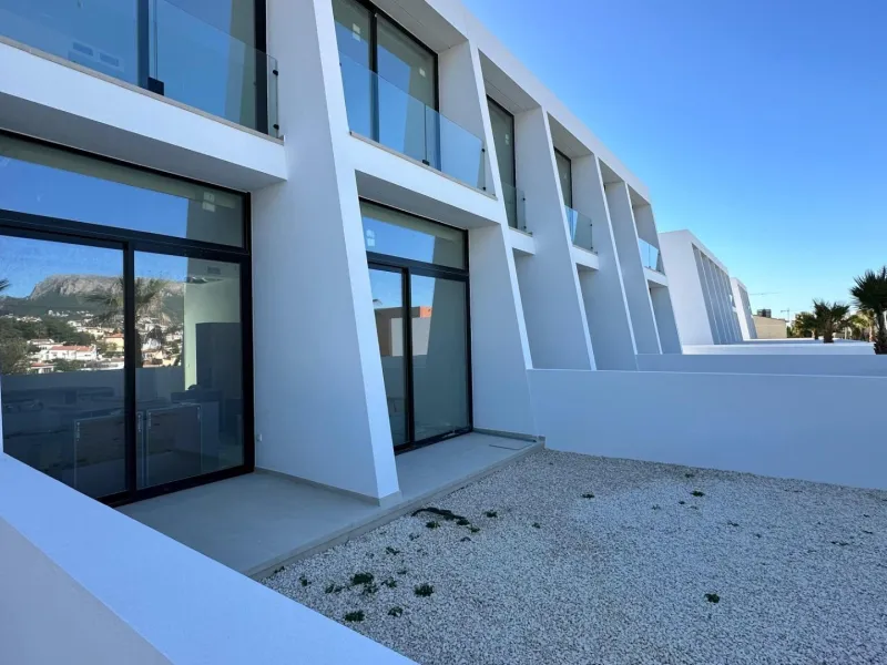 Newly built semi-detached single-family homes