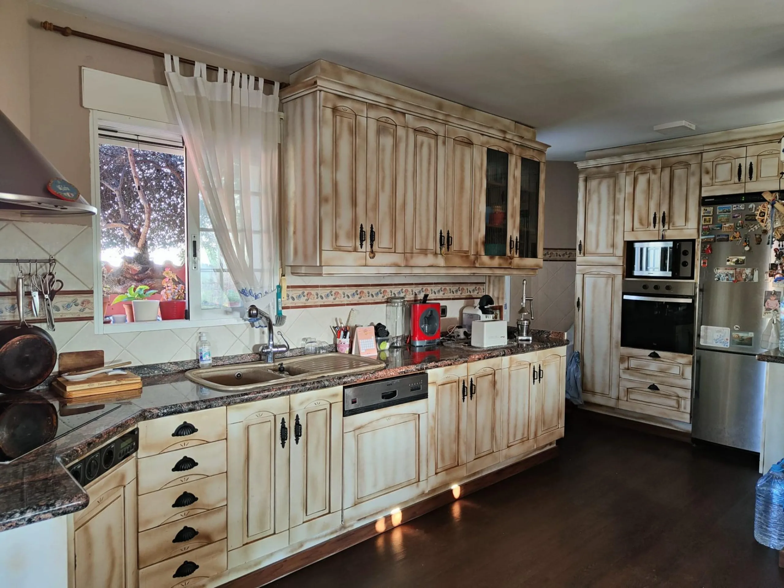 DETACHED VILLA, SPACIOUS WITH PRIVACY IN A NATURAL ENVIRONMENT IN LA NUCIA