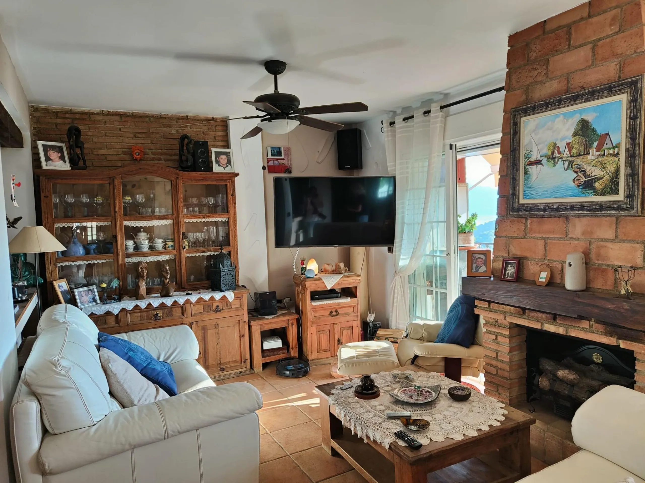 DETACHED VILLA, SPACIOUS WITH PRIVACY IN A NATURAL ENVIRONMENT IN LA NUCIA
