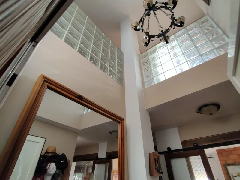DETACHED VILLA, SPACIOUS WITH PRIVACY IN A NATURAL ENVIRONMENT IN LA NUCIA