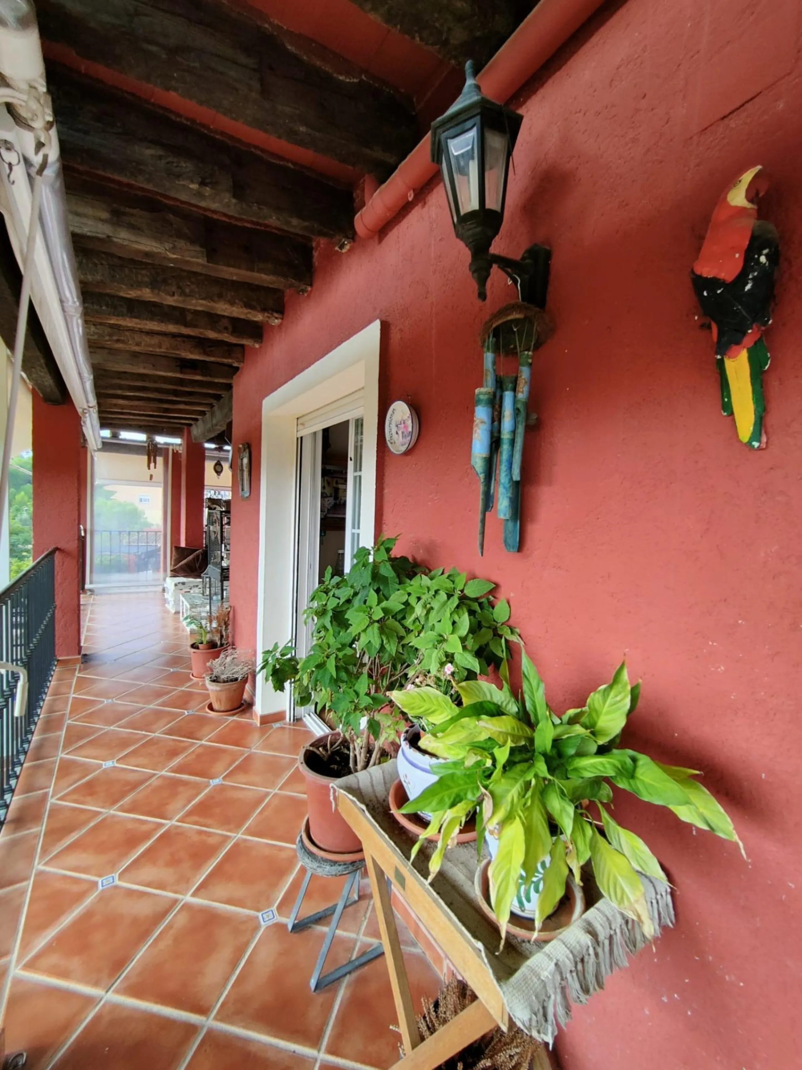 DETACHED VILLA, SPACIOUS WITH PRIVACY IN A NATURAL ENVIRONMENT IN LA NUCIA