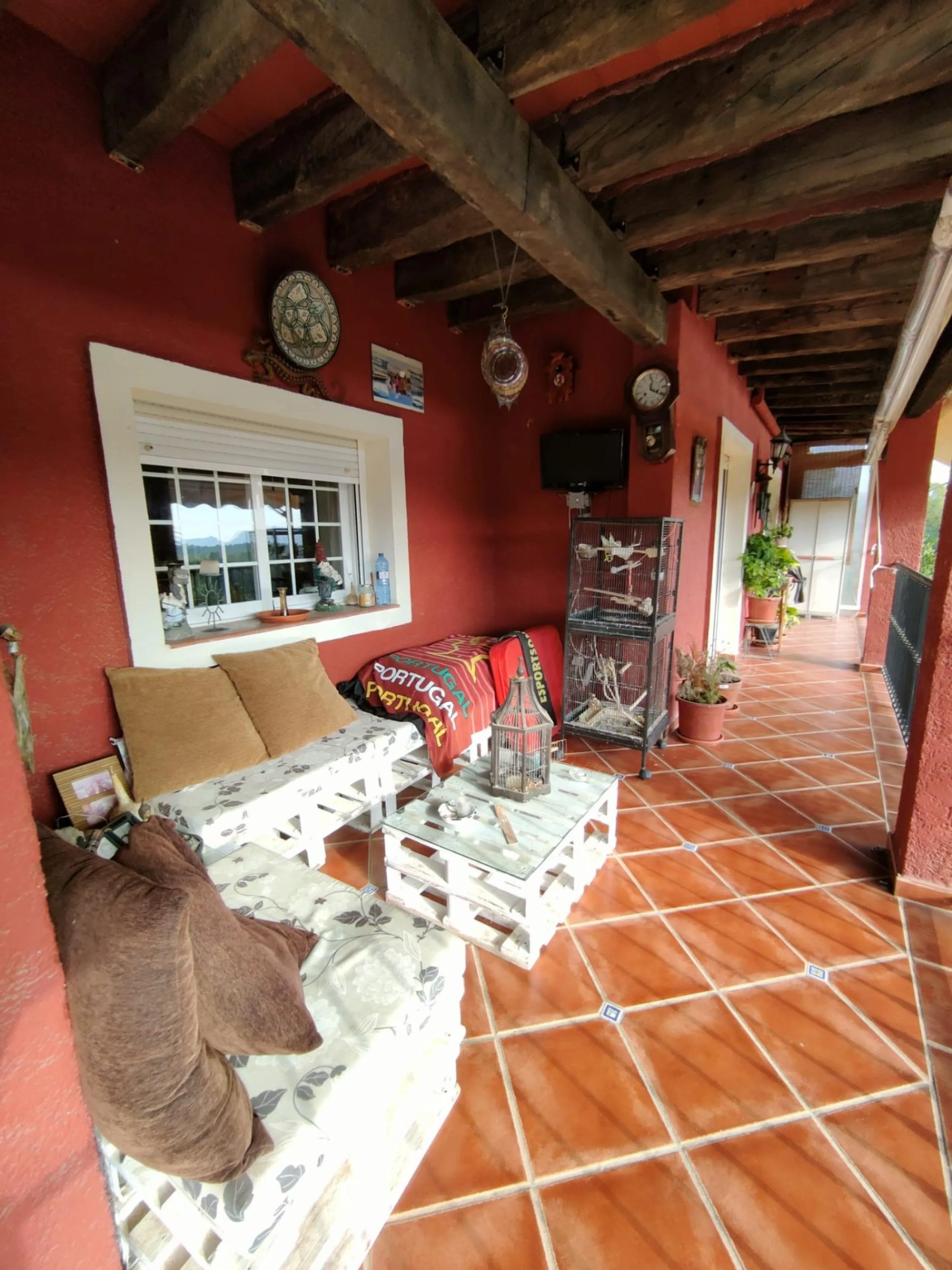 DETACHED VILLA, SPACIOUS WITH PRIVACY IN A NATURAL ENVIRONMENT IN LA NUCIA
