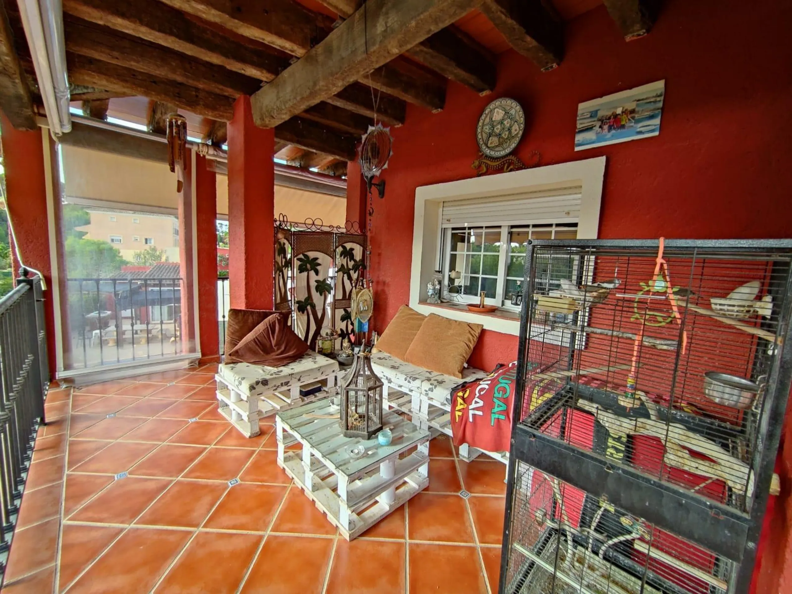 DETACHED VILLA, SPACIOUS WITH PRIVACY IN A NATURAL ENVIRONMENT IN LA NUCIA