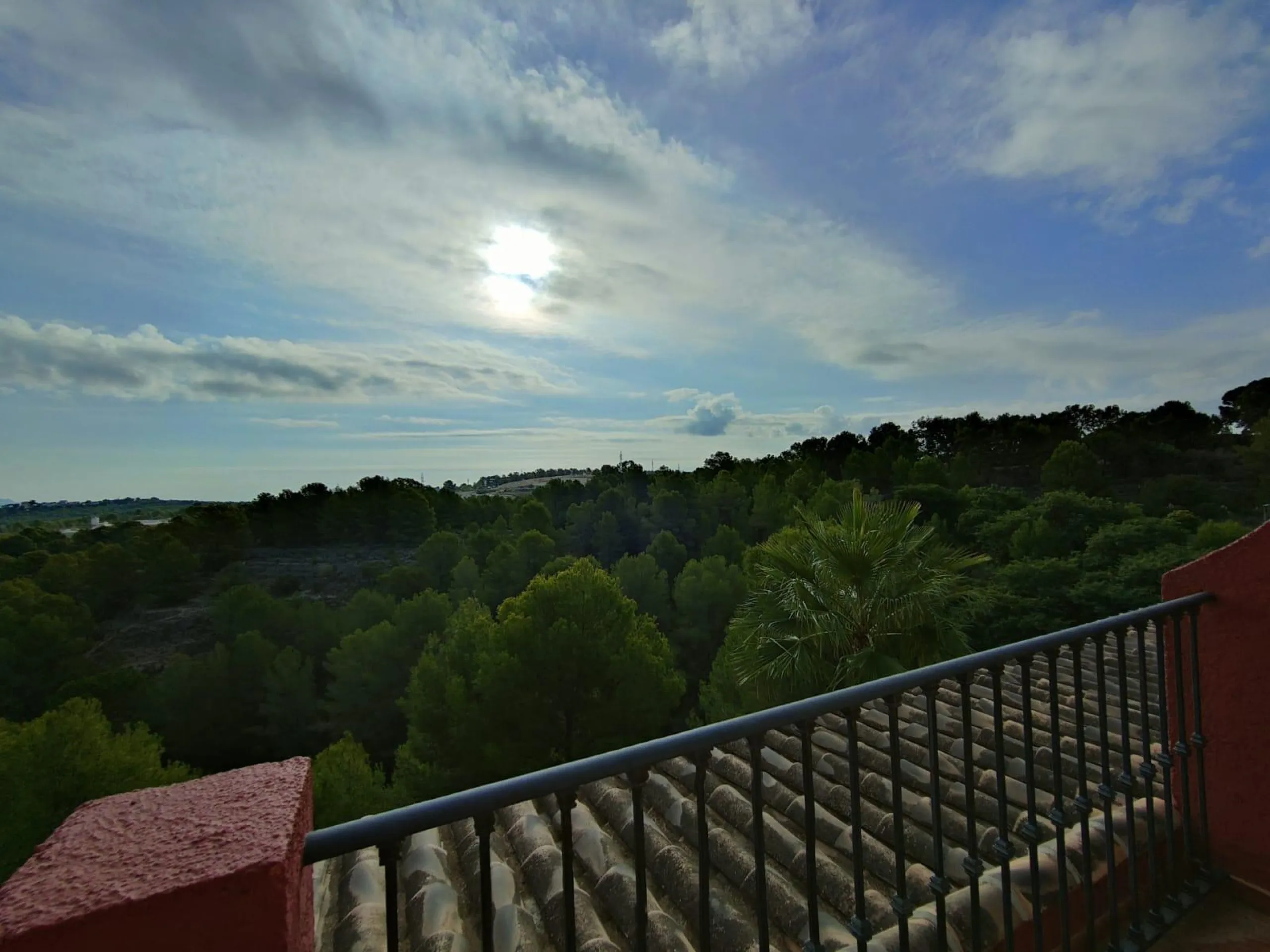 DETACHED VILLA, SPACIOUS WITH PRIVACY IN A NATURAL ENVIRONMENT IN LA NUCIA
