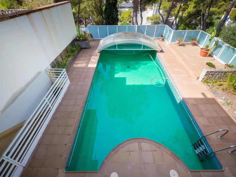 Villa exclusiva y con vistas al mar en Bellamar, Castelldefels