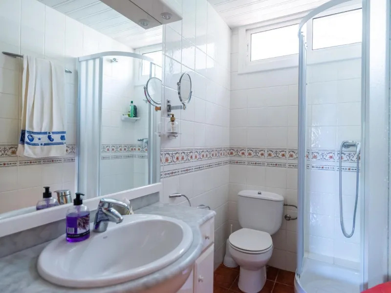 Villa exclusiva y con vistas al mar en Bellamar, Castelldefels
