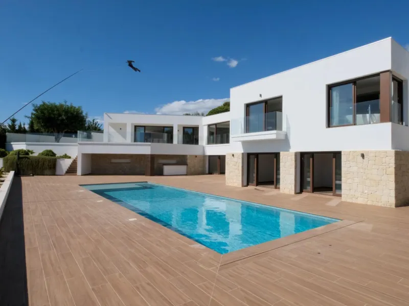 "Stunning Villa with scenic views to the sea and valle in Altea"