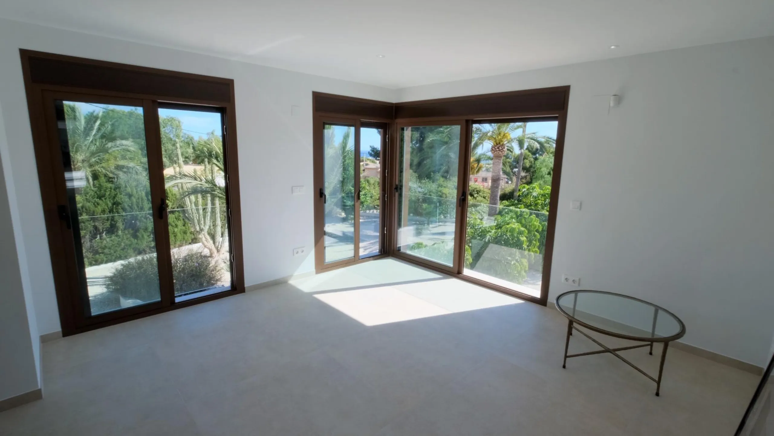"Stunning Villa with scenic views to the sea and valle in Altea"