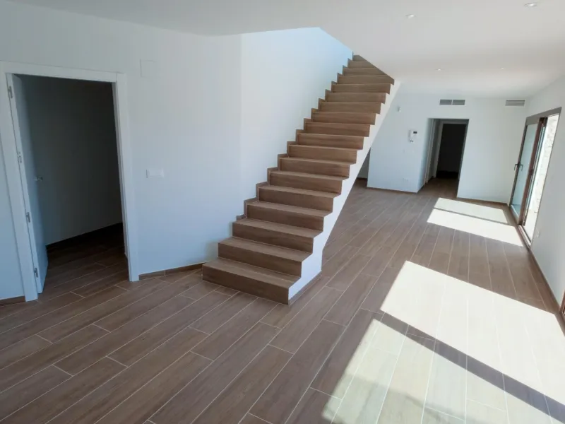 "Stunning Villa with scenic views to the sea and valle in Altea"