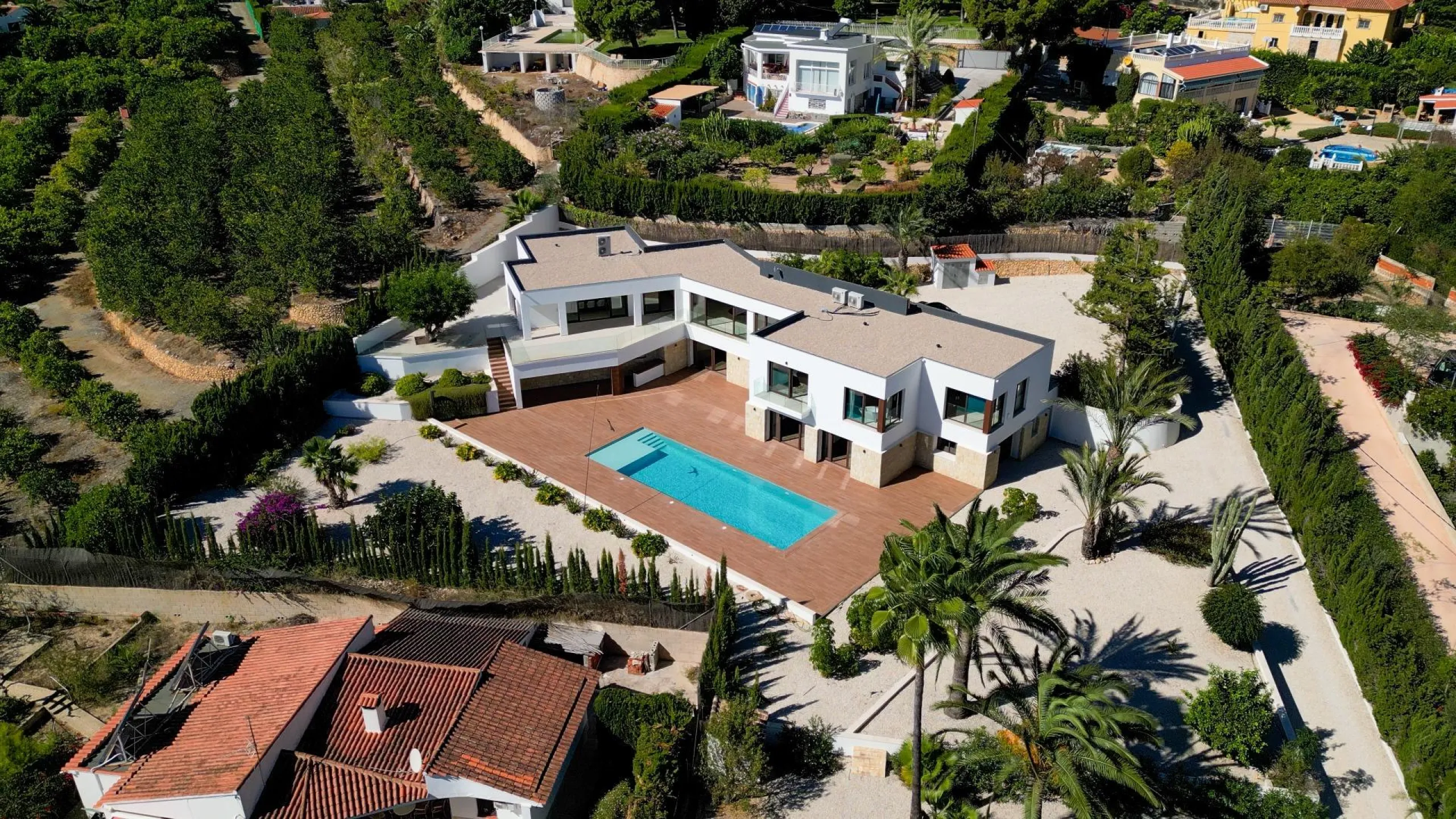 "Stunning Villa with scenic views to the sea and valle in Altea"