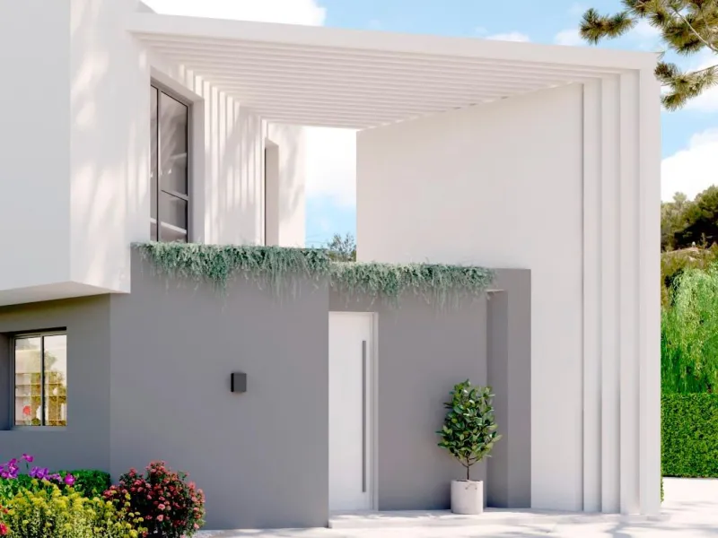 Detached houses with garden and pool