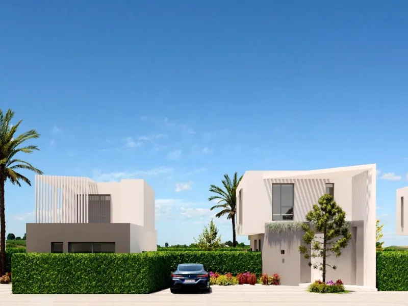 Detached houses with garden and pool