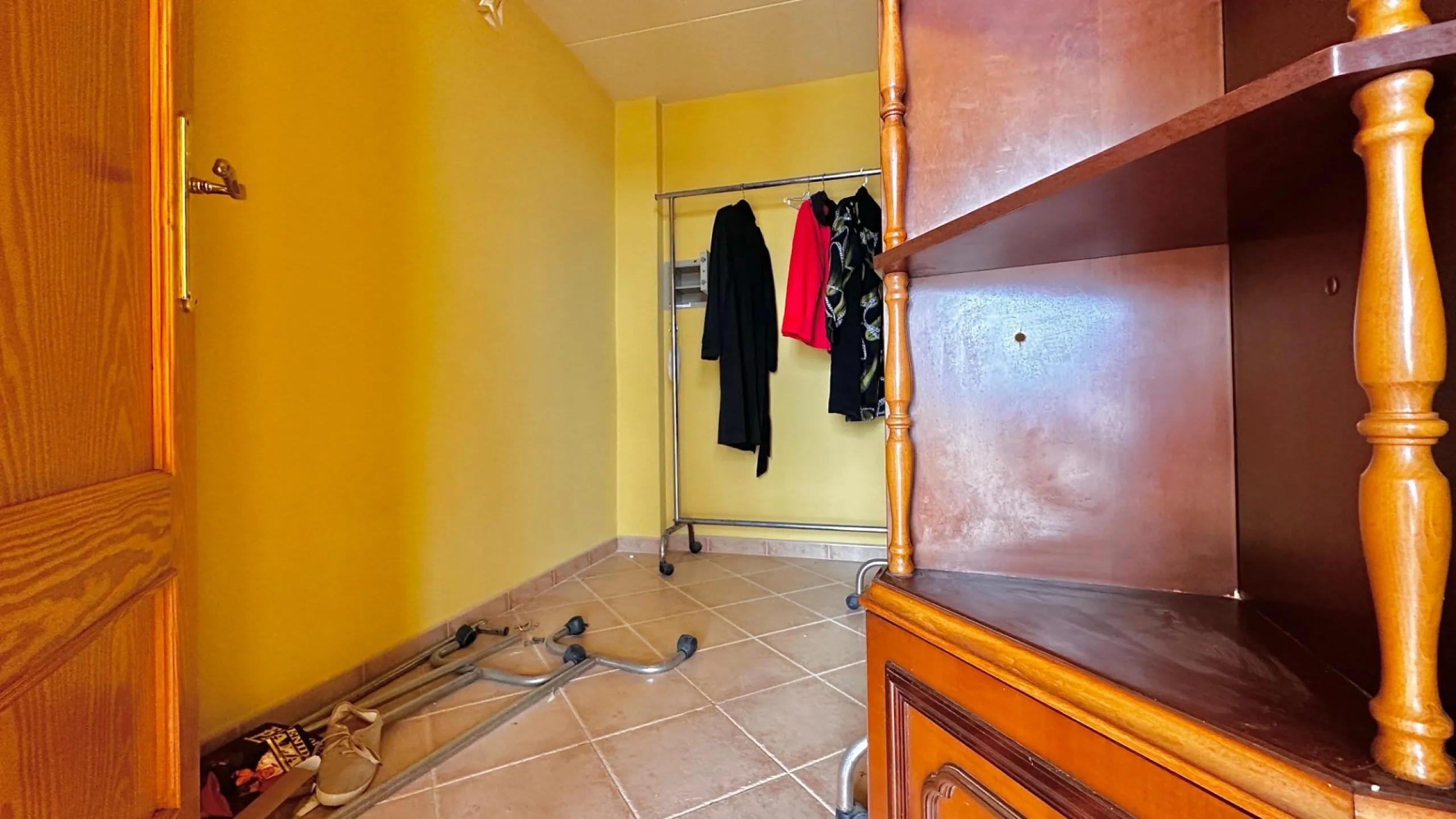 "Villa with Panoramic Views and Great Potential in Altea Hills"