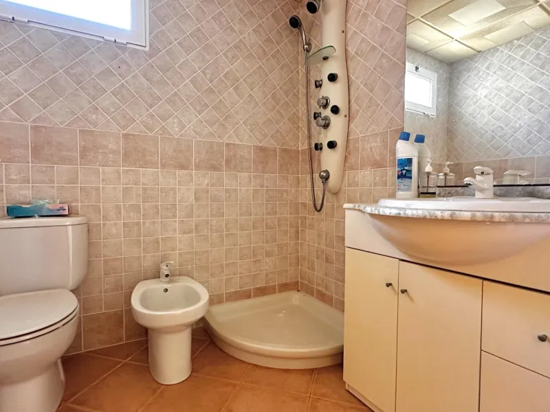 "Villa with Panoramic Views and Great Potential in Altea Hills"