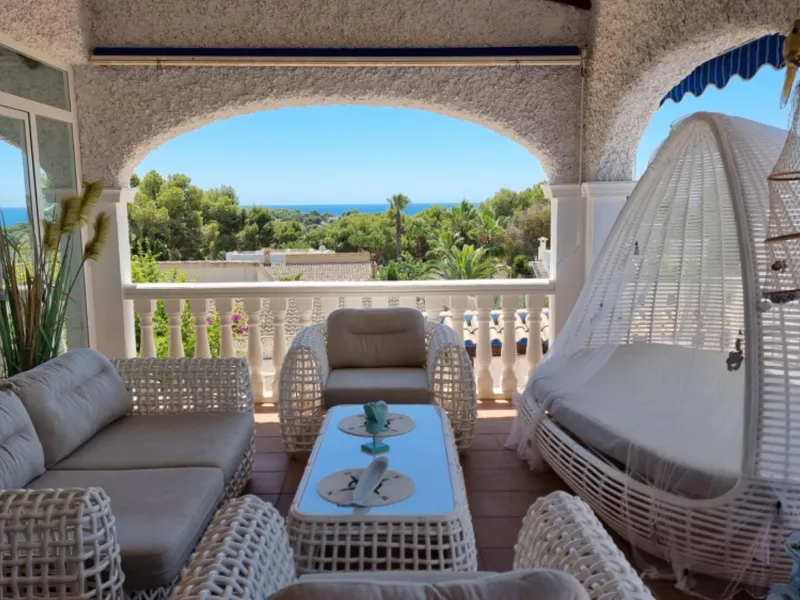 Luxury villa for a large family in Moraira