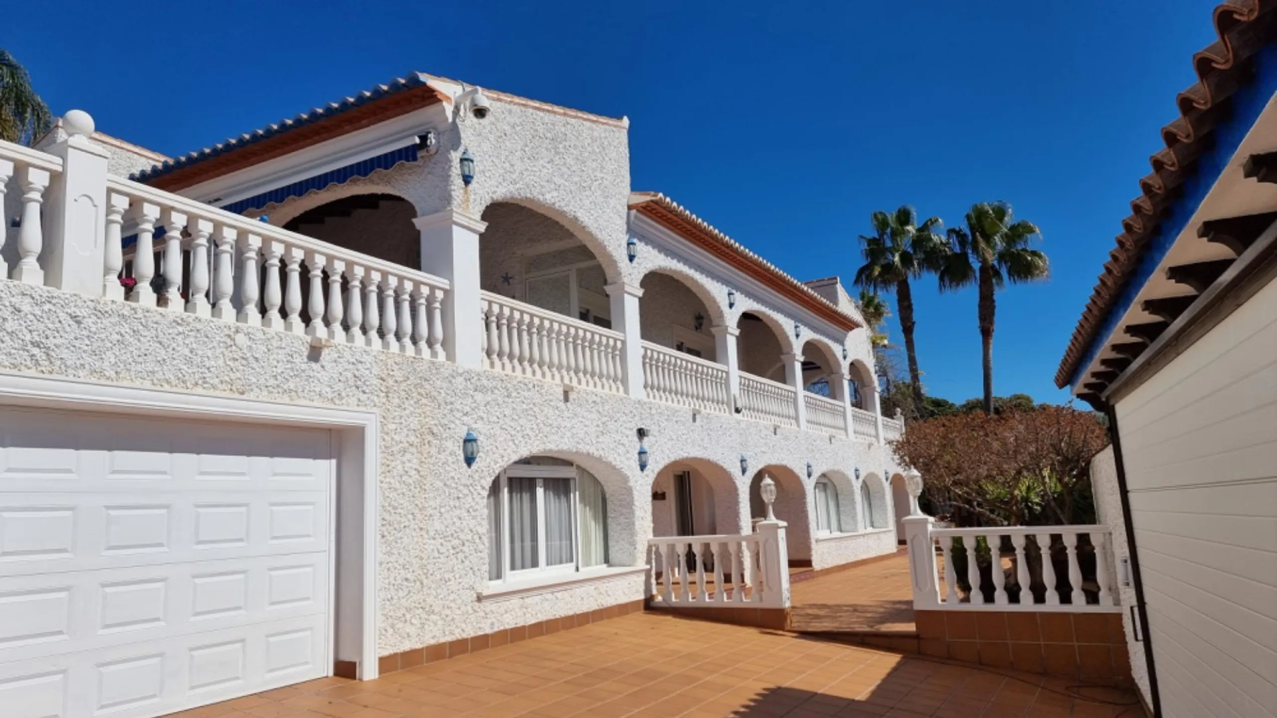 Luxury villa for a large family in Moraira