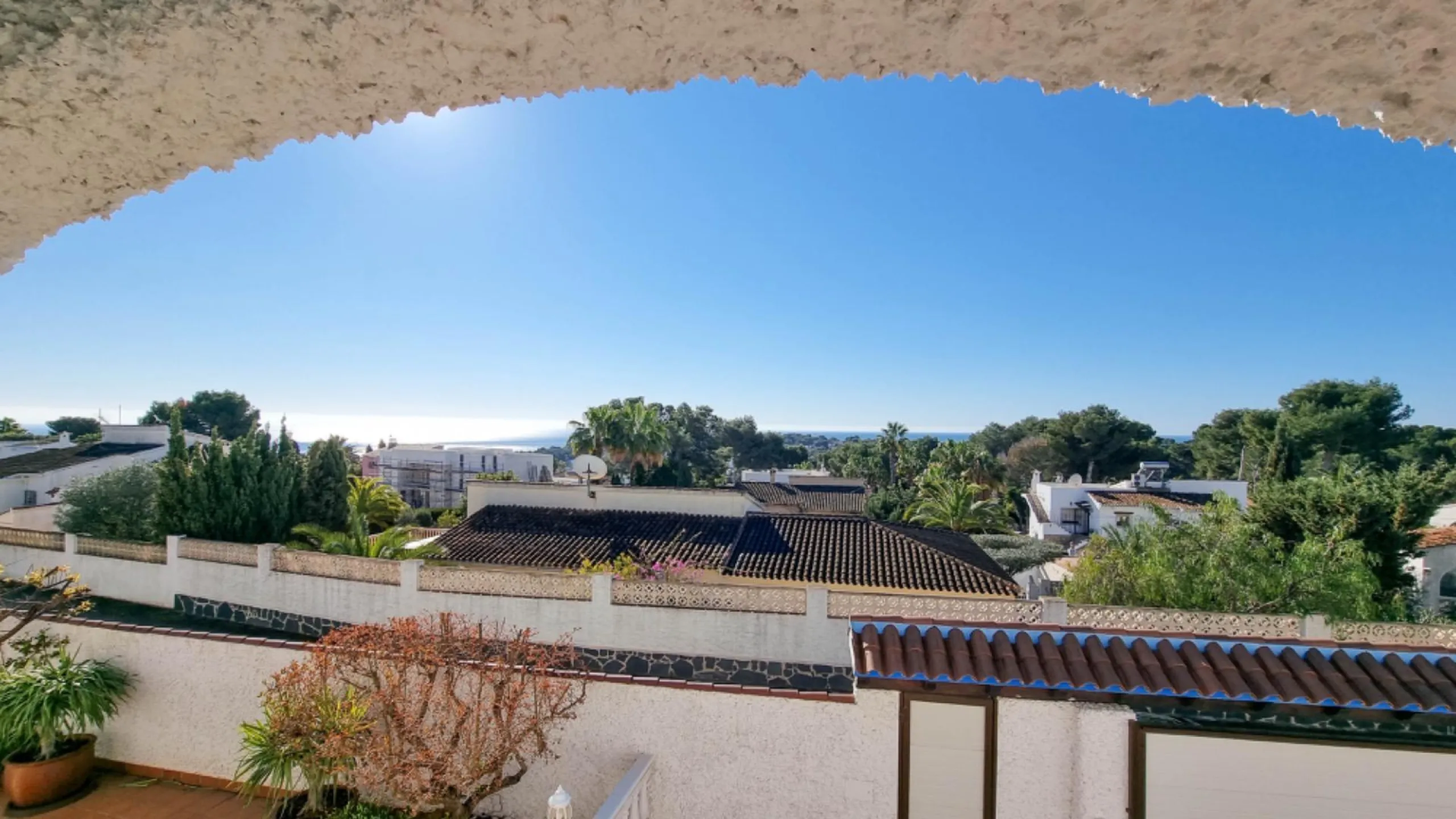Luxury villa for a large family in Moraira