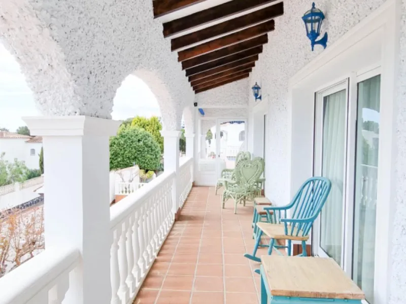 Luxury villa for a large family in Moraira